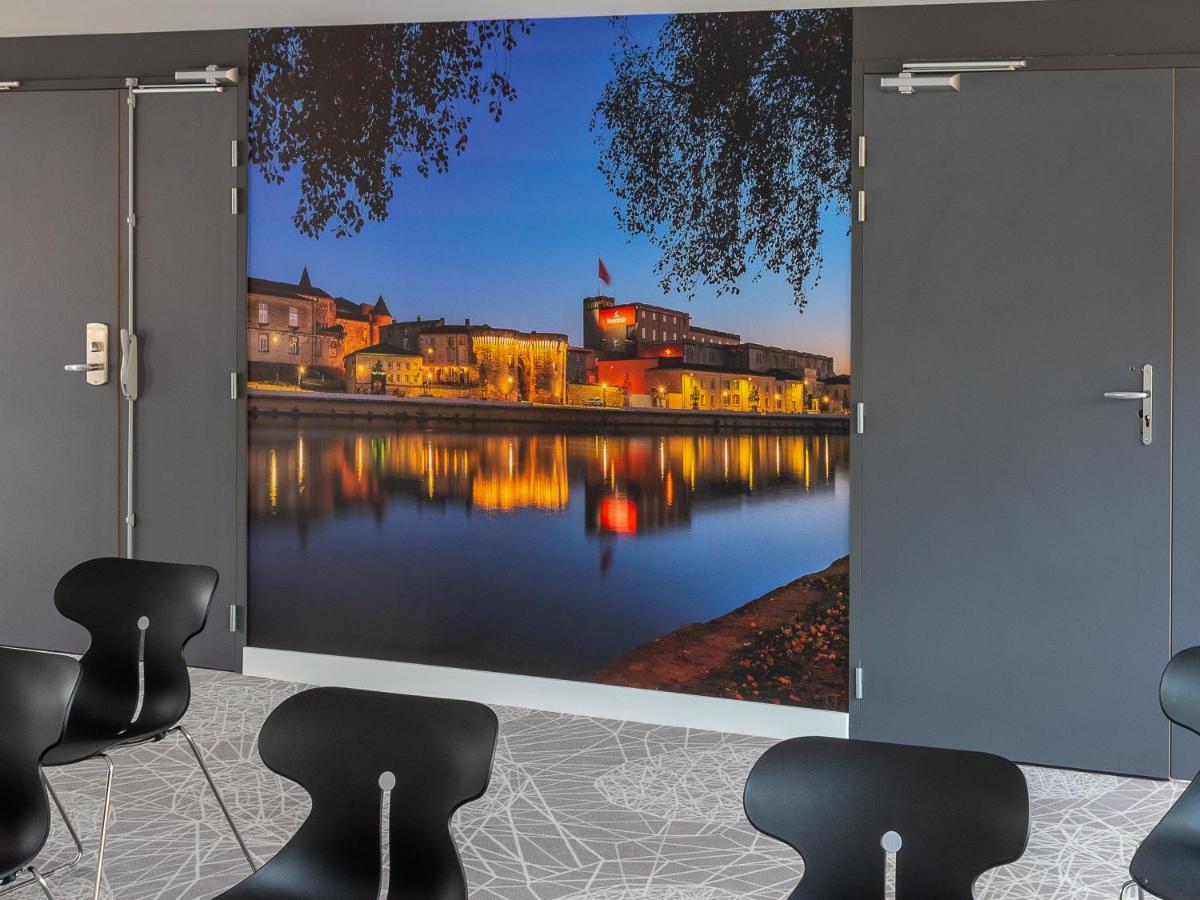 Ibis Budget Cognac Châteaubernard Екстериор снимка